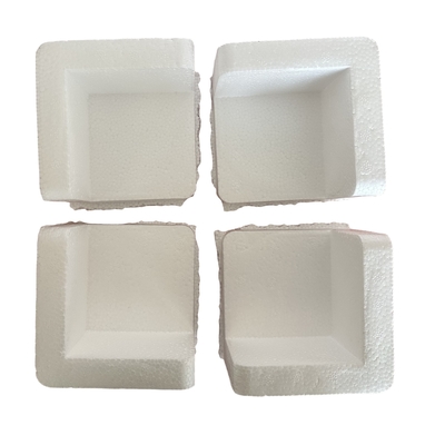 EPS (پولی استیرین گسترش یافته) کف محافظ گوشه ای محصولات الکترونیکی شکننده سفارشی محافظت از زاویه راست برای پنجره ها و درب ها