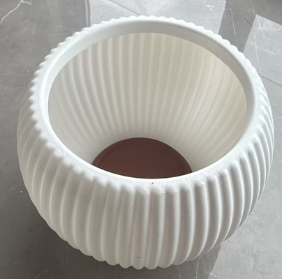 HDPE Modern Minimalist Flower Pot with Multiple Sizes and Long Lifespan for Home Decoration