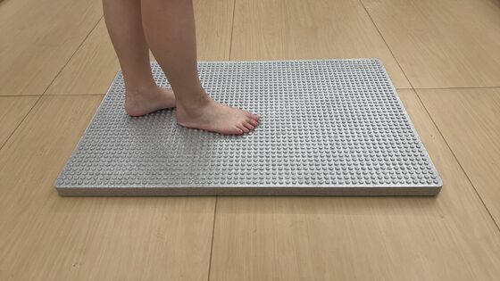 Massage Bumps Shower Mat and Fast Drainage Bath Mat with Mold Resistant Non Slip Mat Design for Safe Bathrooms