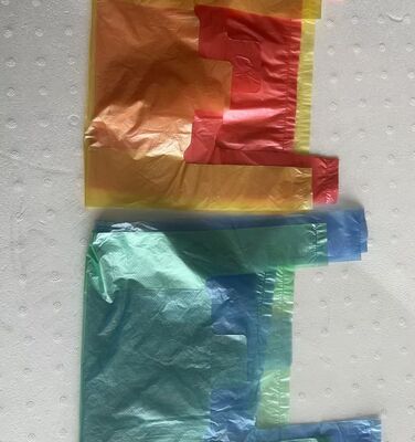 کیسه‌های خرید قابل بازیافت HDPE با مقاومت بالا در برابر ضربه و لوگوی سفارشی برای سوپرمارکت‌ها